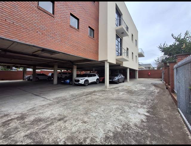 167M² OFFICE TO LET IN VINCENT